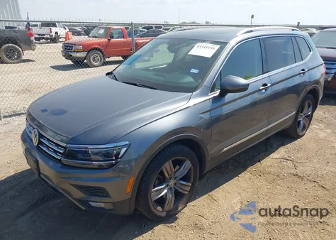 2019 Volkswagen Tiguan 2.0T Sel Premium/2.0T Sel Premium R-Line from USA, damaged, VIN 3VV4B7AX9KM099810